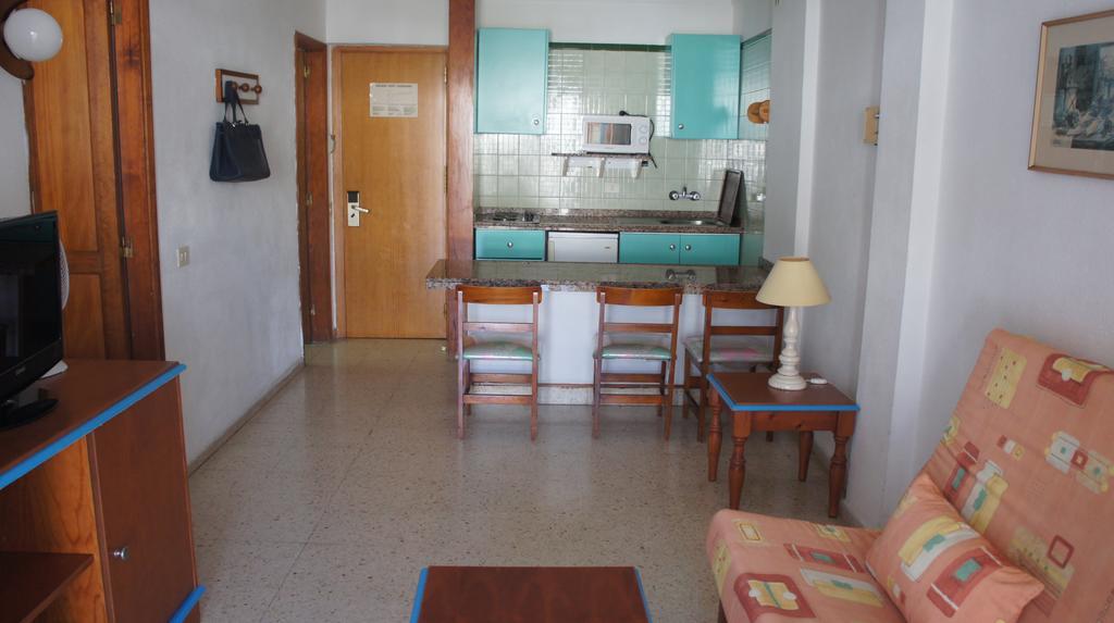 Spacious Flat With Ocean View Appartement Porto Rico